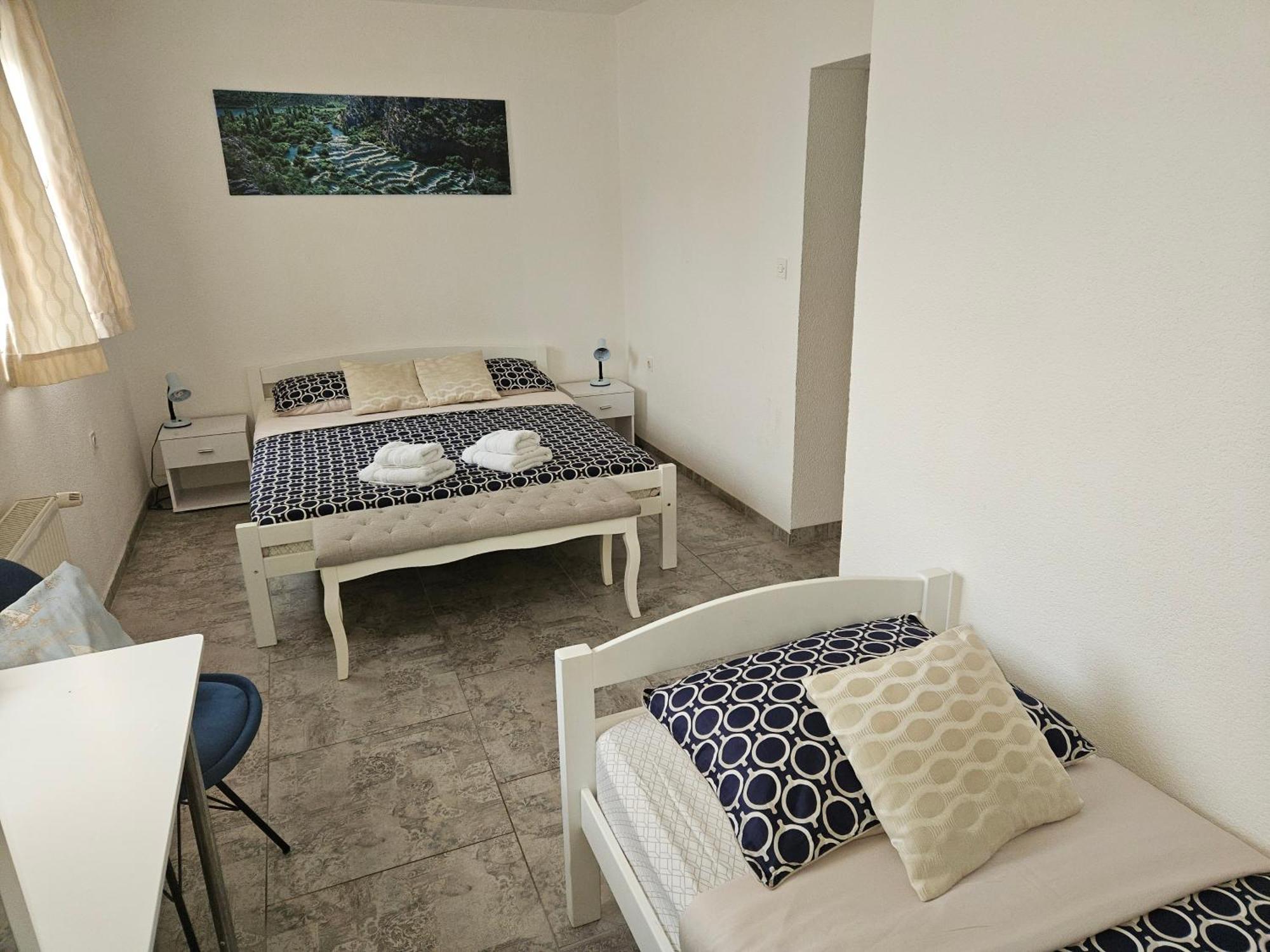 Rooms Sapina 코레니카 객실 사진